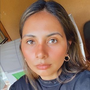 Meet your Posher, Helga